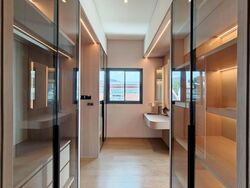 Opera Estate (D15), Terrace #570117041